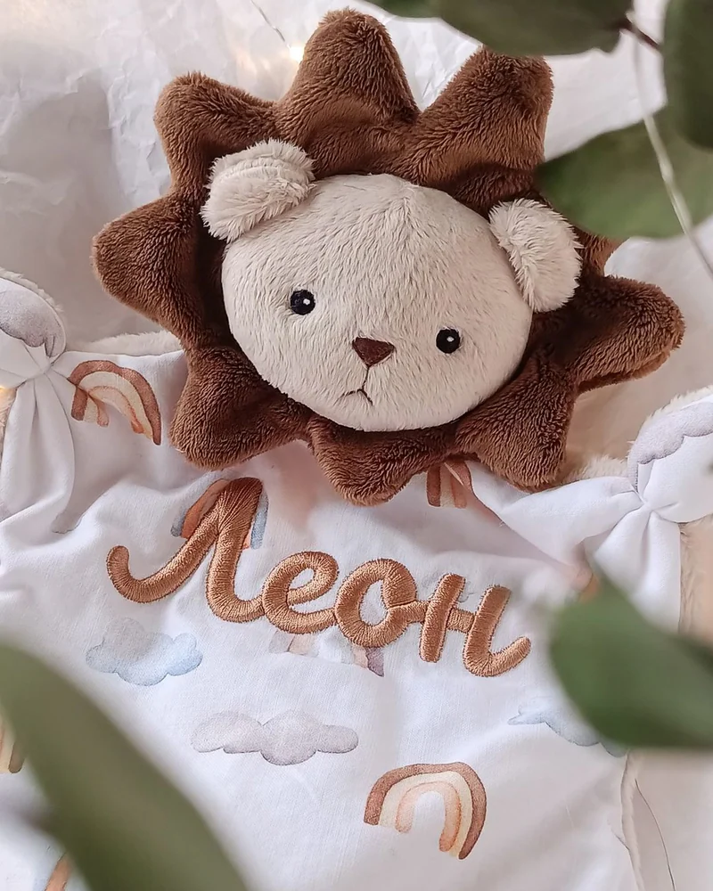 Комфортер Лёвушка и грызунок. Подарочный набор с игрушкой для сна — коричневый
