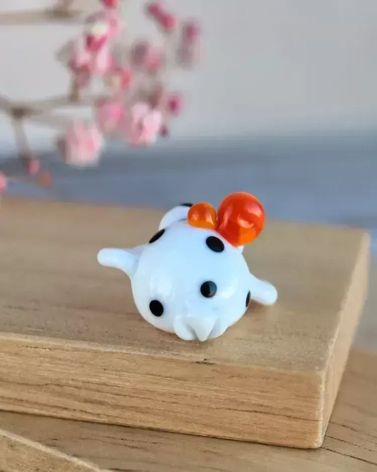 Стеклянная фигурка «Курочка белая» №2 — Высота 14 мм