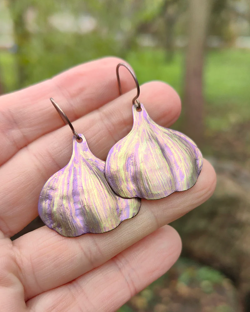 Серьги из титана "Чеснок"