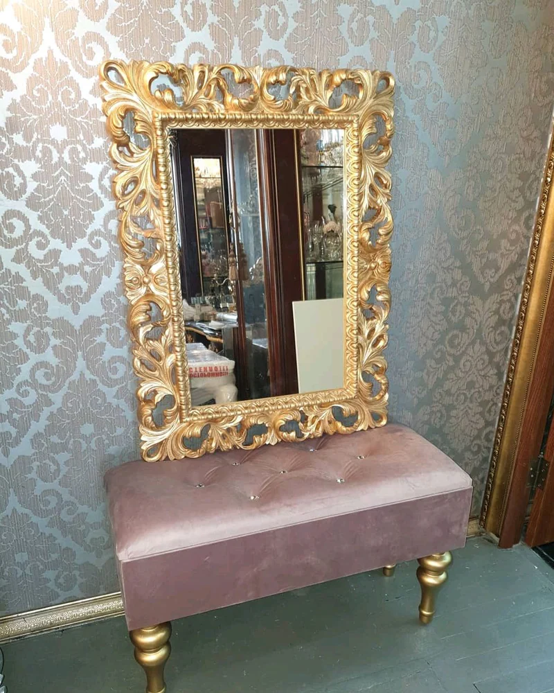 Зеркало настенное в резной раме (белый) — Основной