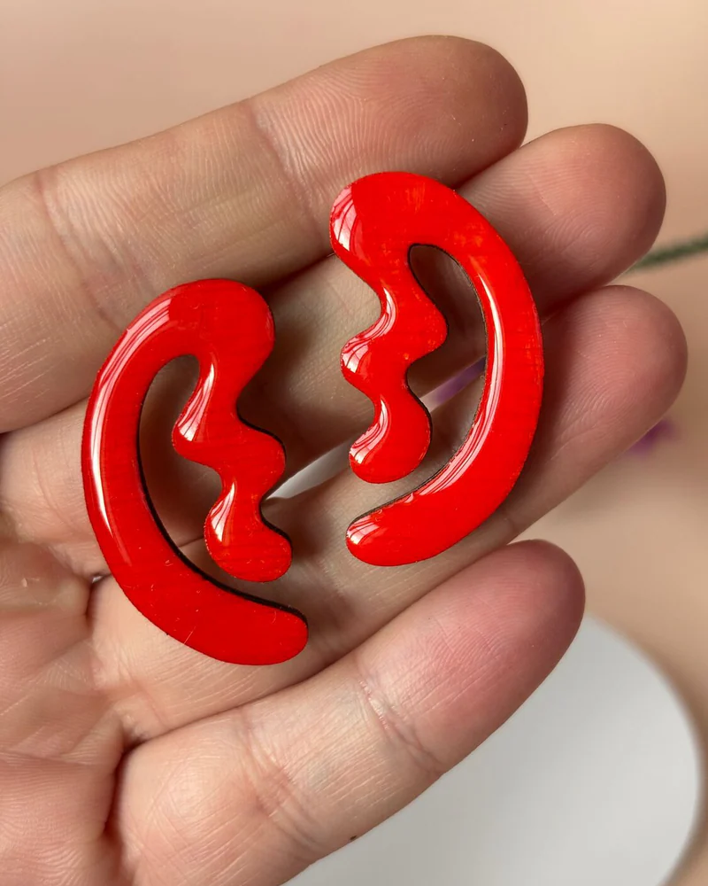 Серьги красные.Крупные серьги из дерева