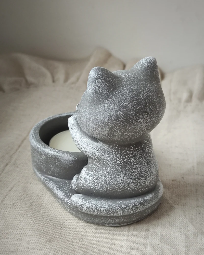 Подсвечник "Котик греет лапки"