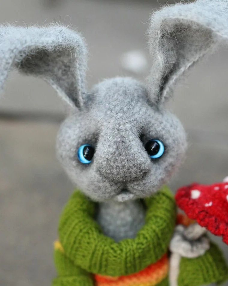 Серенький зайчик