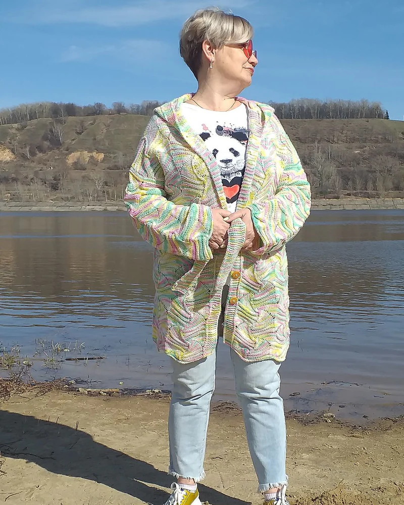 Кардиган женский с капюшоном вязаный разноцветный меринос Микс