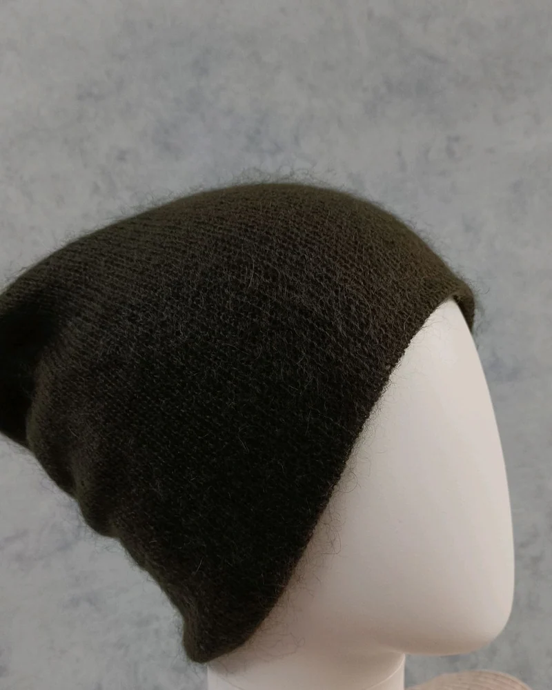 Двойная шапка бини Облако Super Kid Mohair — Коричнеао-зеленый, сложный, красивый отт