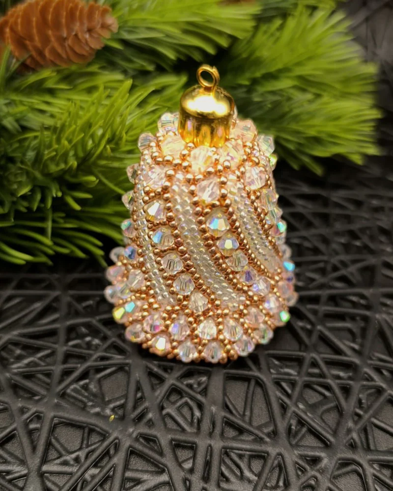 Белые елочные игрушки. 1 колокольчик 1 шарик. Новогодние игрушки купит