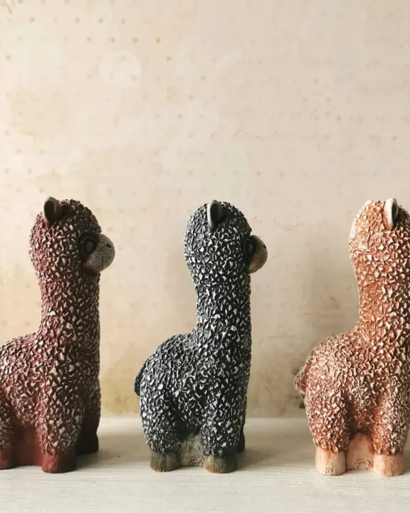 Альпака, фигурка из гипса