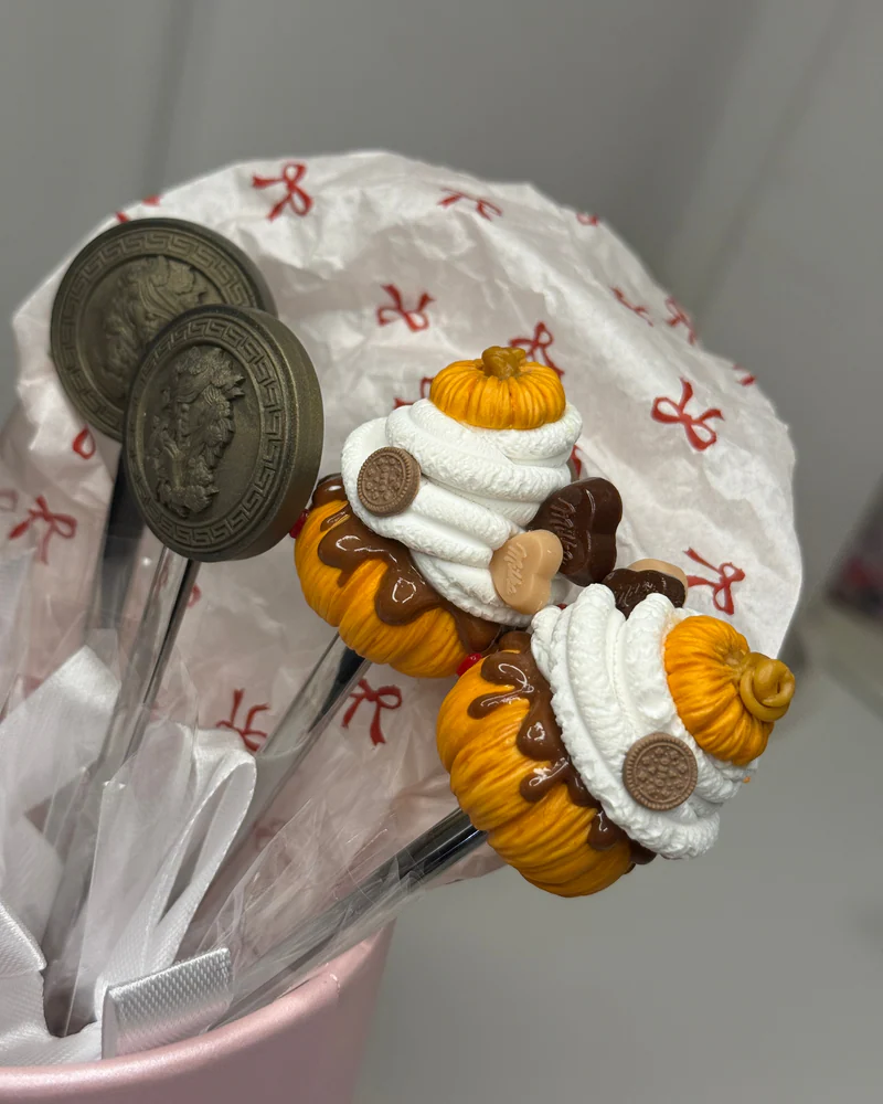Ложка с декором