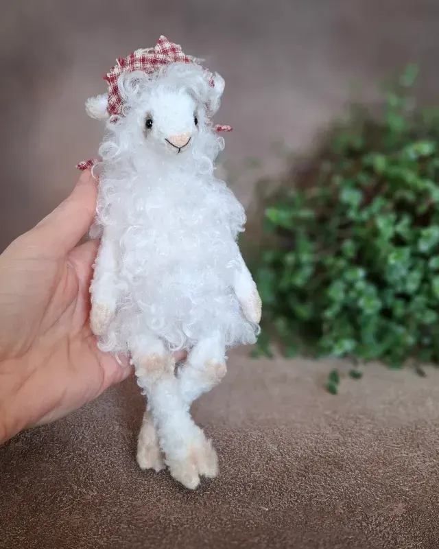 Овечка Тедди Молли, белая, 20 см
