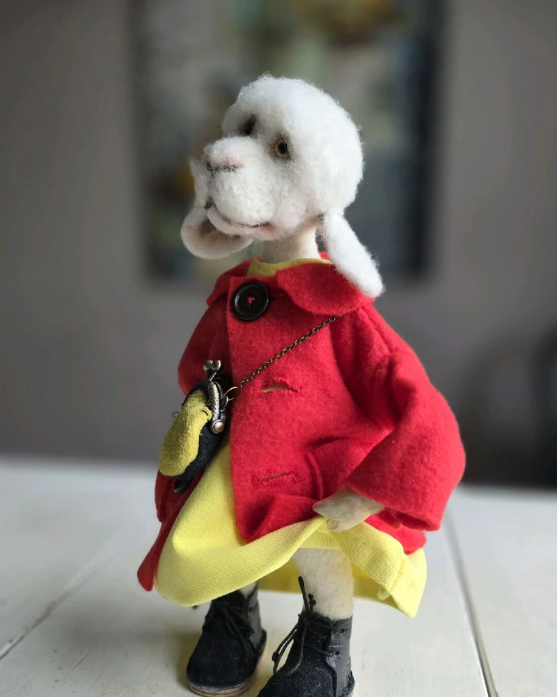 Овечка Коко. Интерьерная игрушка из шерсти