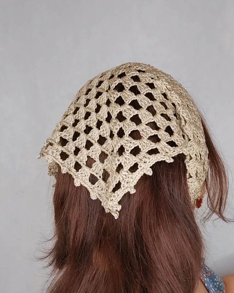 Ажурная косынка крючком из хлопка Белый