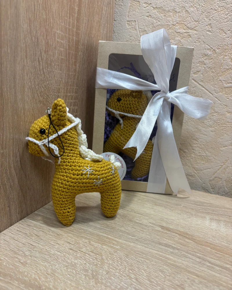 Коричневая Лошадка
