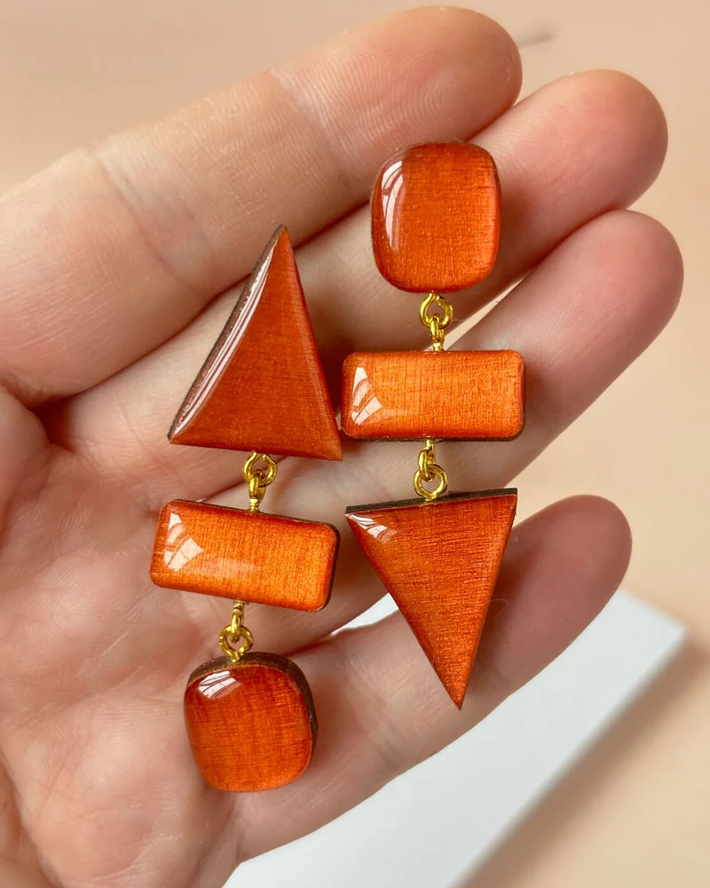 Серьги медные.Серьги крупные.Асимметрия