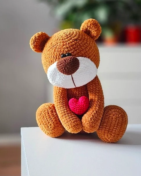 Мишка плюшевый крючком 25 см