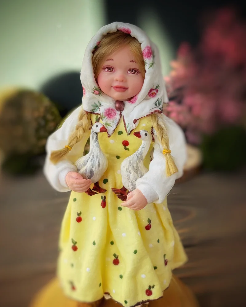 Ватная ёлочная игрушка Маша и гуси