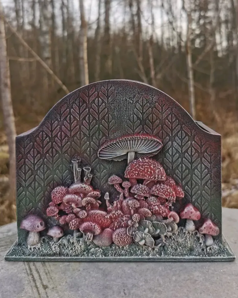 Карандашница с мухоморами, 2 секции