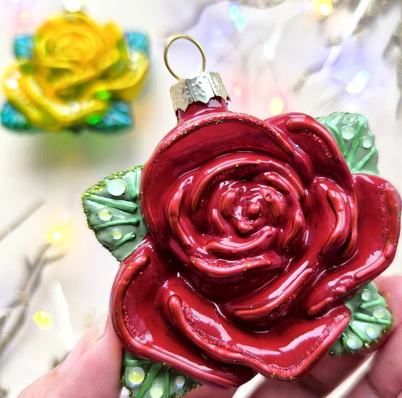 Елочная игрушка Алая роза