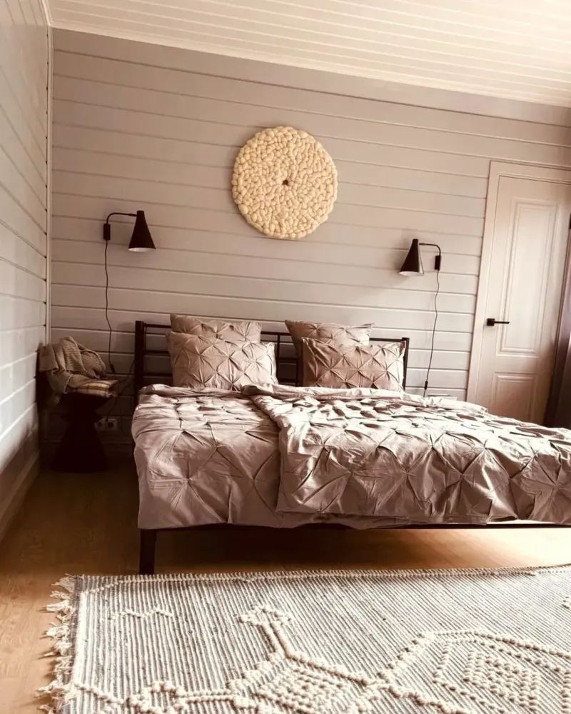 Круглое панно из шерсти — Круглое