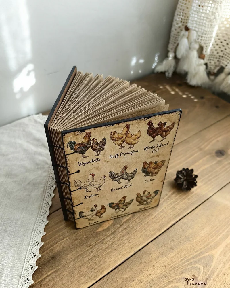 Деревянный блокнот А6 с коптским переплётом — Hens
