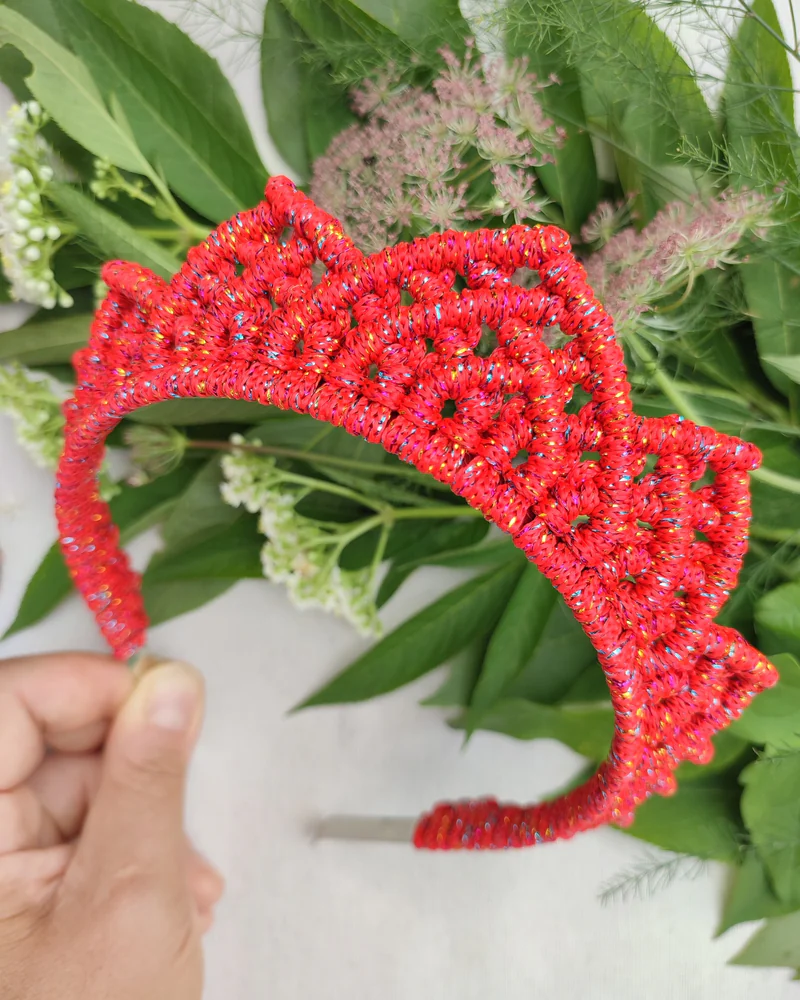Кокошник макраме Царевна малая красный люрекс