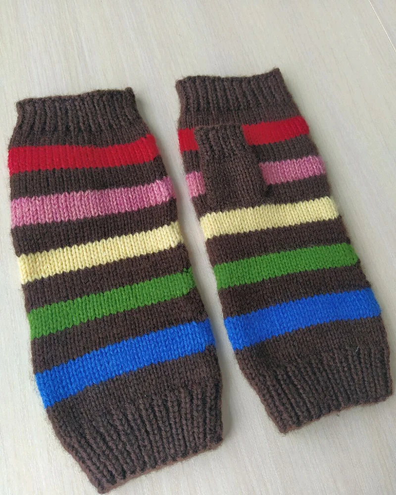 Радужные вязаные митенки спицами шерстяные полоски радуга RussianSocks — Шоколадные митенки