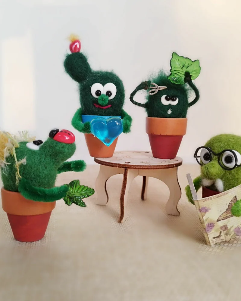 Кактус в горшке, Войлочная игрушка Кактус из шерсти