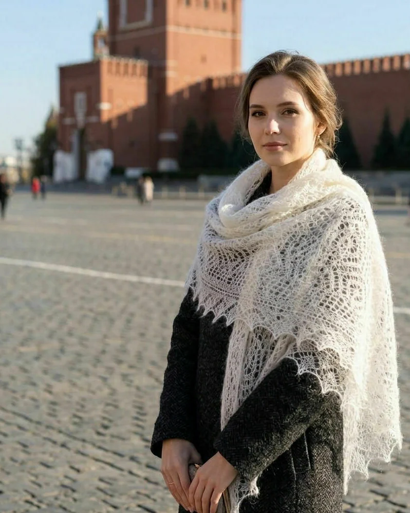 Пуховый платок из козьего пуха и шёлка — оренбургский, ручное прядение