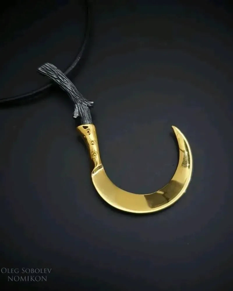Серп Мары из серебра с золочением — Основной