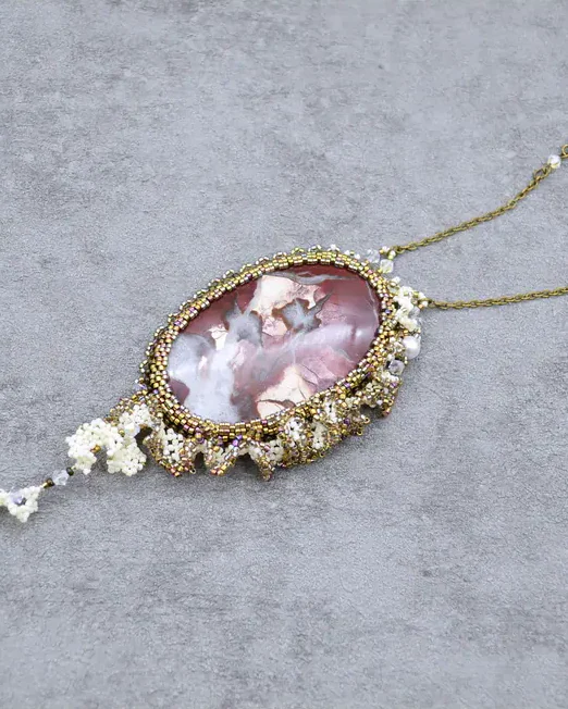 Кулон с яшмой и Swarovski
