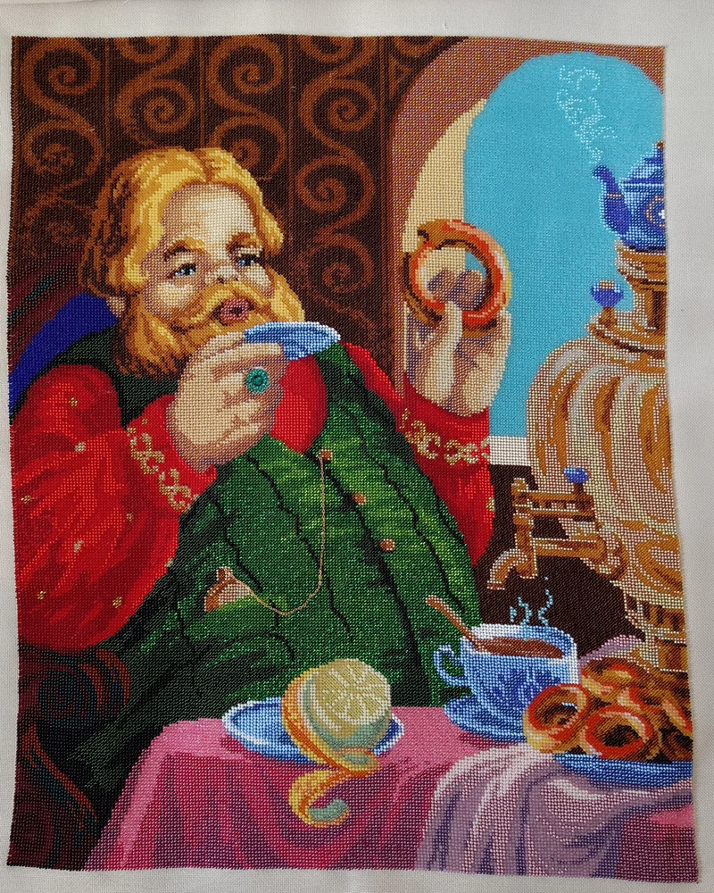Картина, вышитая бисером «У самовара»