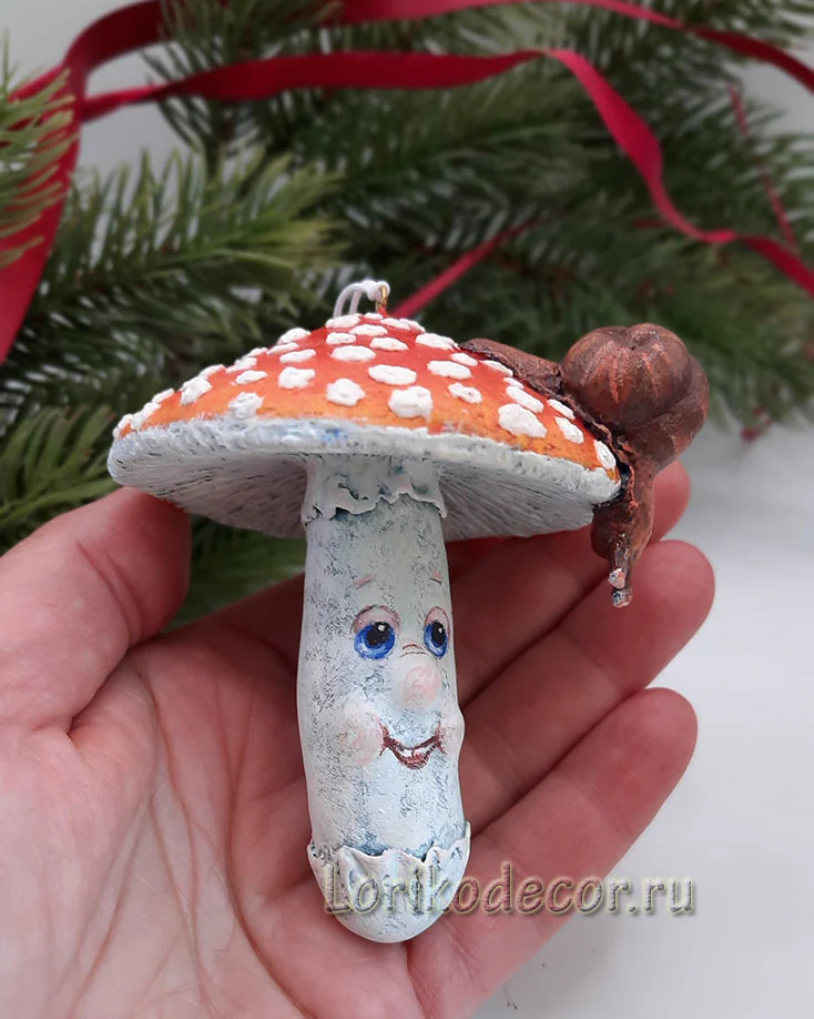 Ёлочная игрушка «МУХОМОР С УЛИТКОЙ-3»