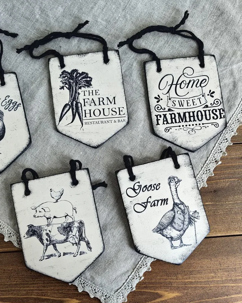 Деревянная подвеска-флажок в стиле FarmHouse — FarmHouse