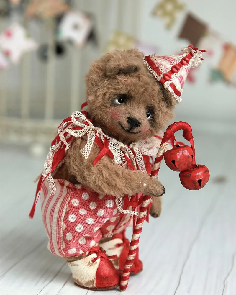 Funny Bear — красный