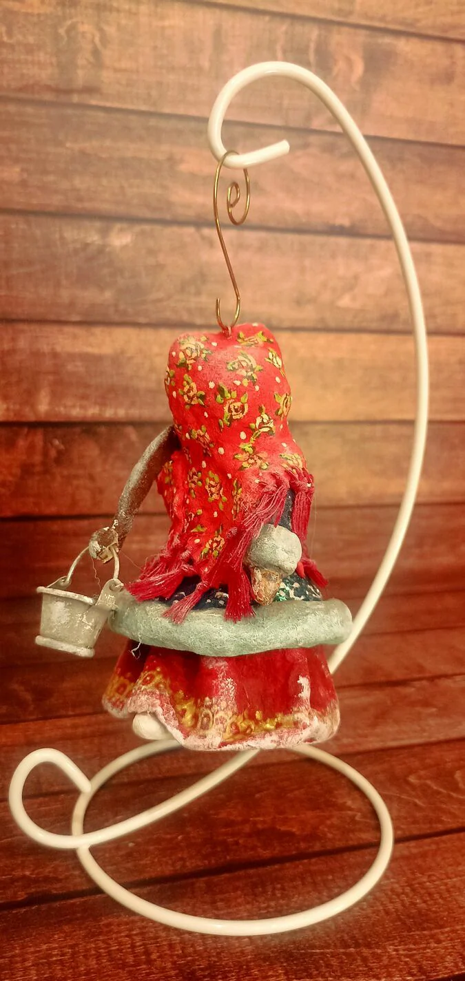 Киса с коромыслом